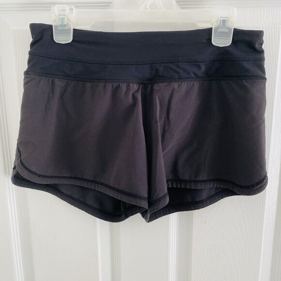 Lululemon Shorts Womens Solid Black Size 6 - Picture 2 of 7